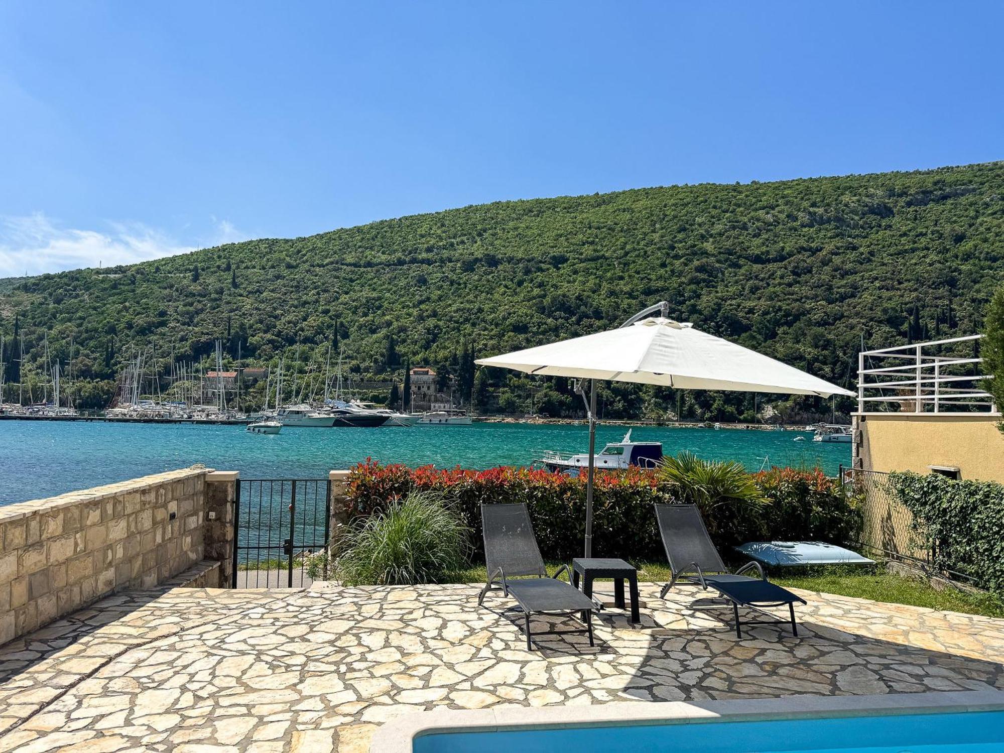 Apartments Pralas Mokošica Exterior foto
