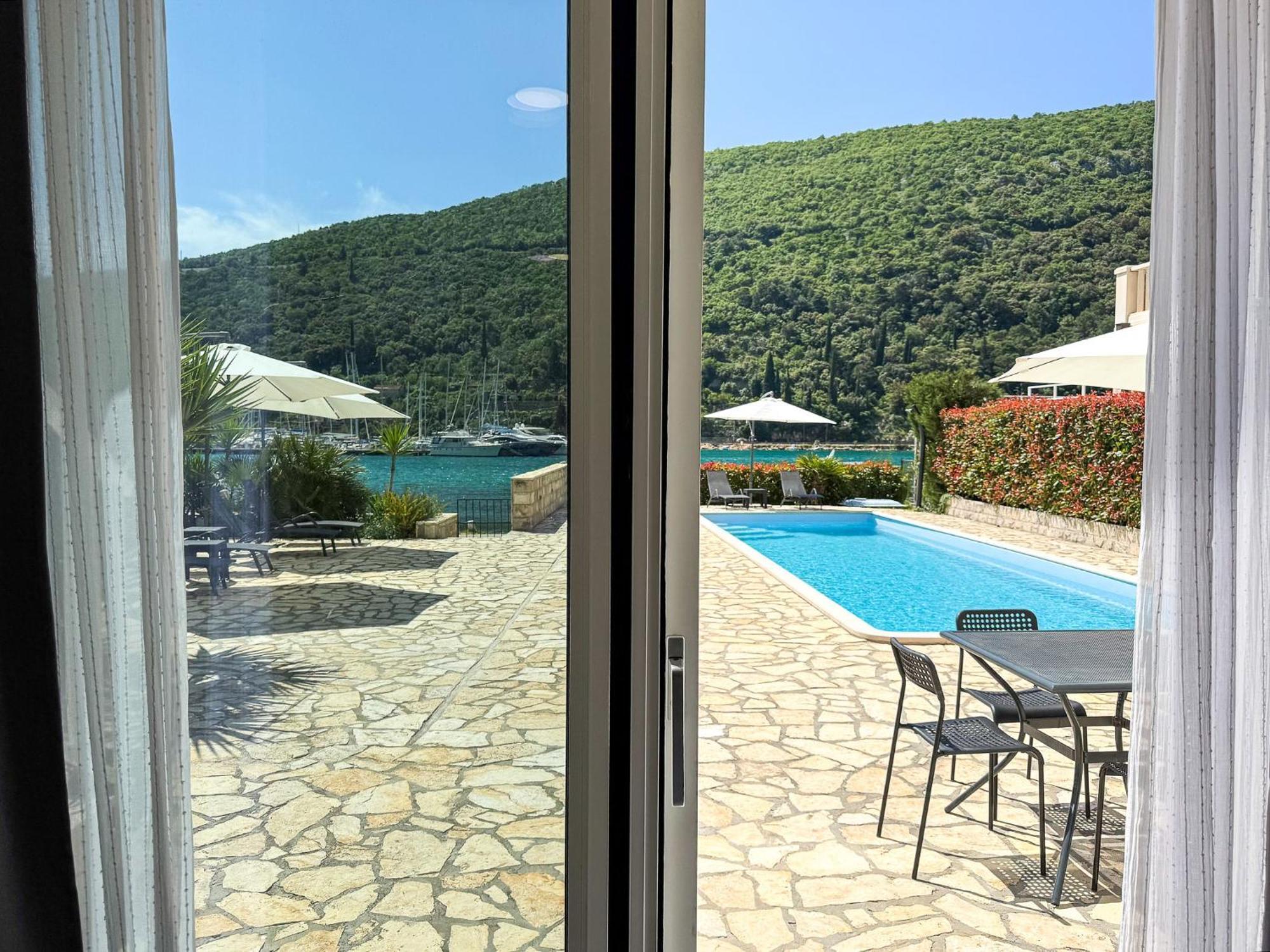 Apartments Pralas Mokošica Exterior foto