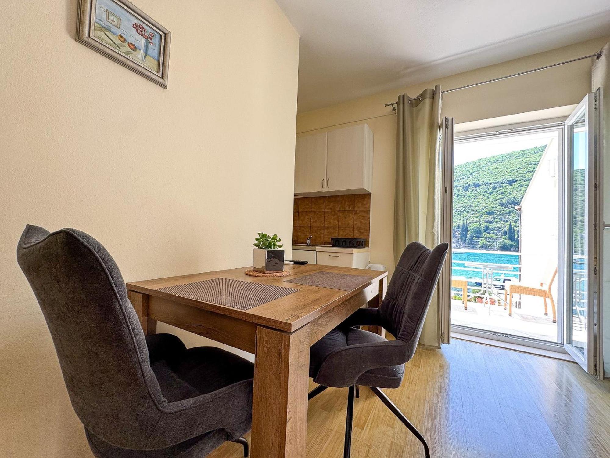 Apartments Pralas Mokošica Exterior foto