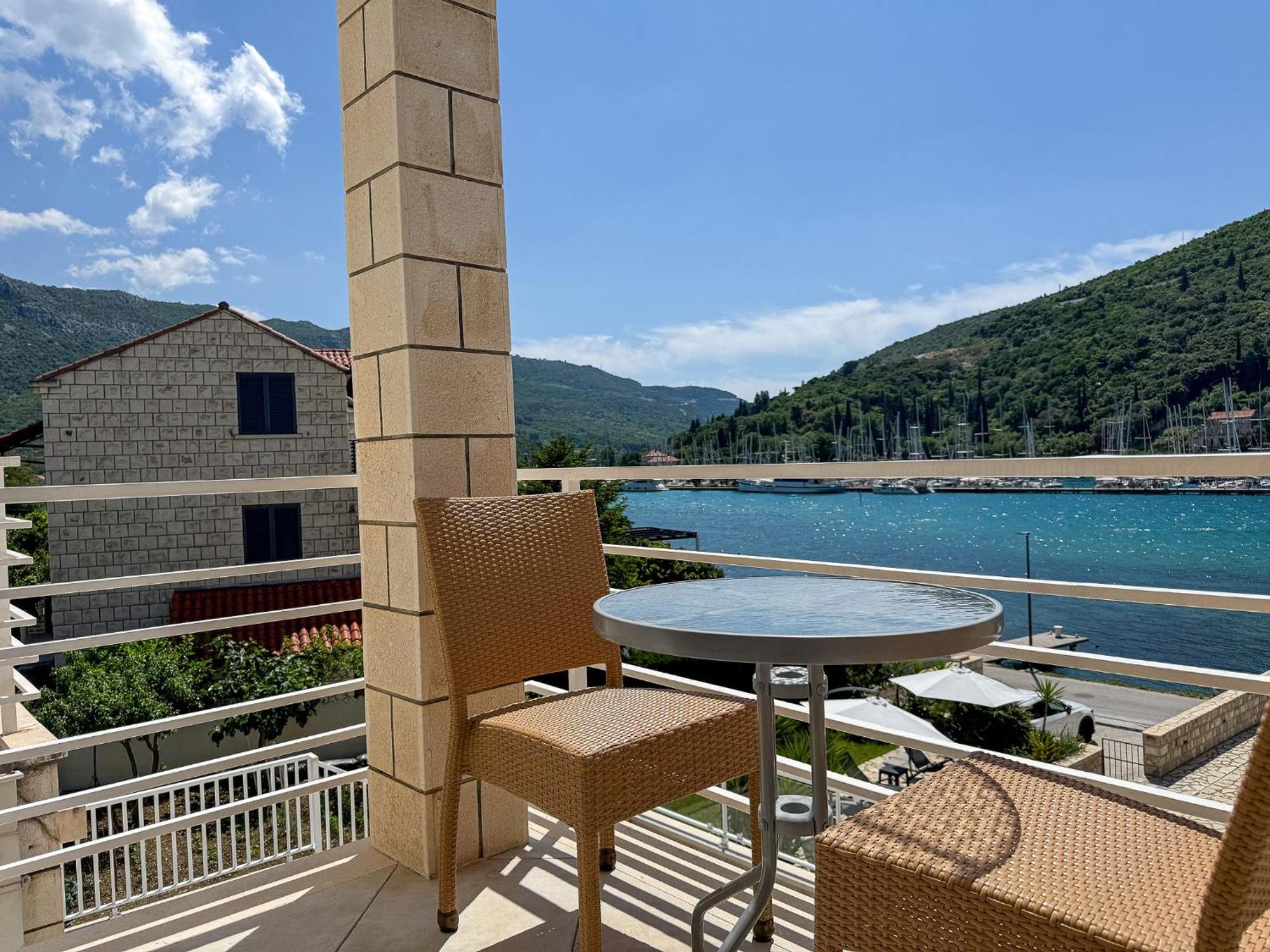 Apartments Pralas Mokošica Exterior foto