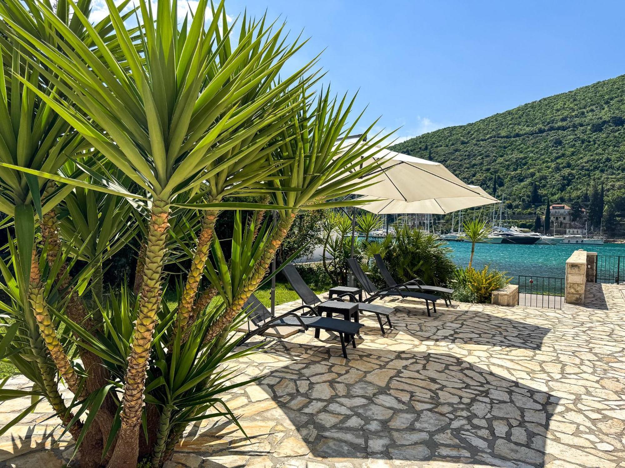 Apartments Pralas Mokošica Exterior foto
