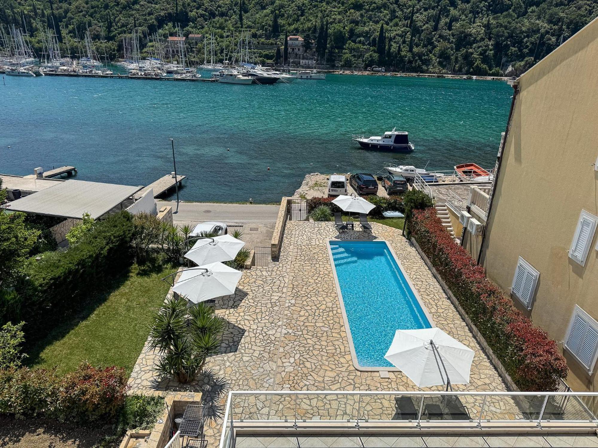 Apartments Pralas Mokošica Exterior foto